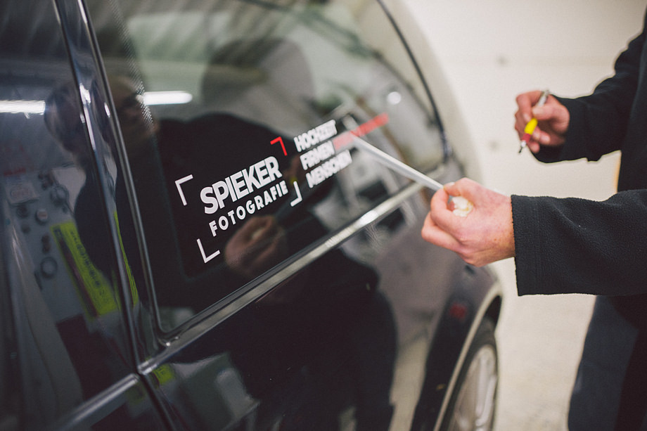 Fahrzeugbeschriftung bei Firma Grass in Einbeck